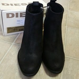 Diesel Women Chelsea Show Pinky Black Suede Ankle